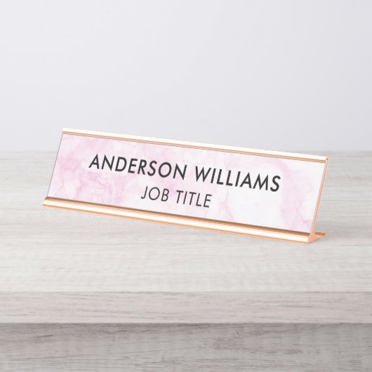Minimalistisch Roze Wit Marmer Custom Bureau Naambordje (Voorkant)
