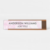 Minimalistisch Roze Wit Marmer Custom Bureau Naambordje (Voorkant)