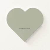 Minimalistisch Sage Green Wedding Heart Guest Book Notitieboek (Achterkant)