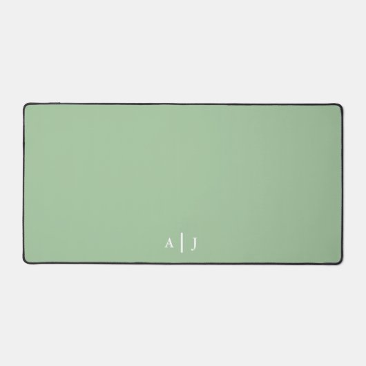 Minimalistisch Sage Groen Twee Monogram Kantoor Bureaumat (Voorkant)