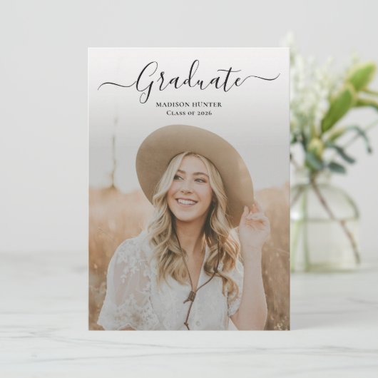 Minimalistisch Script 2-fotoafstudeerfeest Kaart (Staand voorkant)