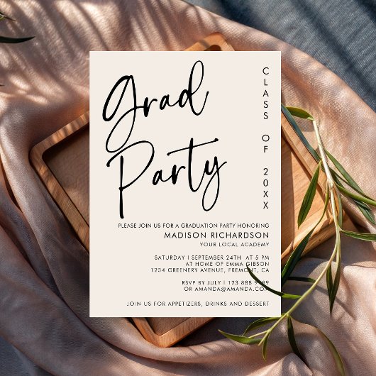Minimalistisch script Beige Boho Graduation Party Kaart