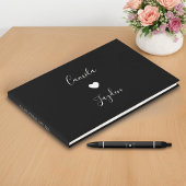 Minimalistisch Script Black en White Heart Wedding Gastenboek