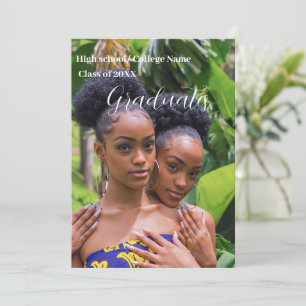 Minimalistisch Script Double Graduation party Kaart