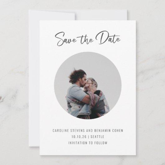 Minimalistisch script drie foto dubbelzijdig stijl save the date (Voorkant)
