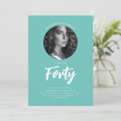 Minimalistisch script foto 40e verjaardagsfeestje  kaart (Staand voorkant)