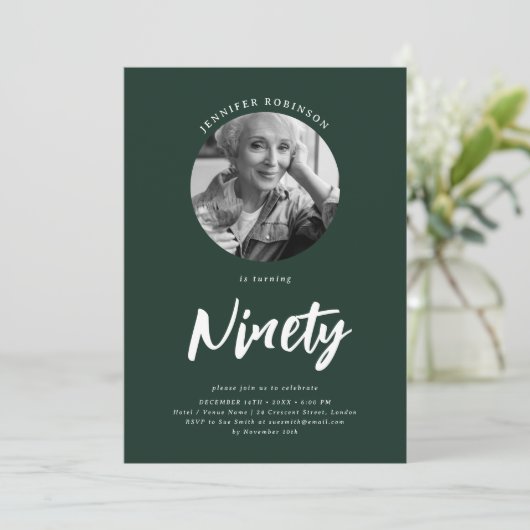 Minimalistisch script foto 90e verjaardag Emerald Kaart (Staand voorkant)