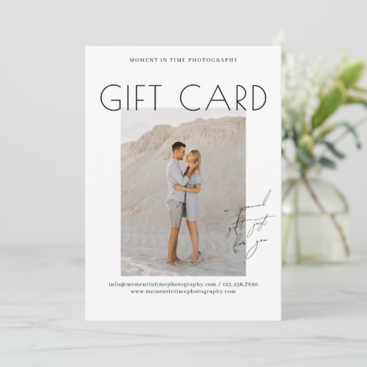 Minimalistisch Script Fotografie Cadeaubon (Staand voorkant)