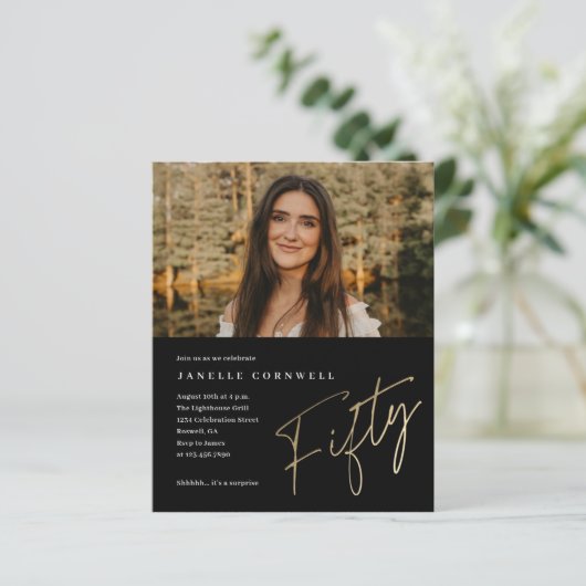Minimalistisch Script Gold 50e foto Verjaardag uit (Staand voorkant)