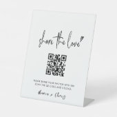 Minimalistisch script Leg de liefde QR code bruilo Reclamebord Met Voetstuk (Voorkant)