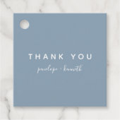 Minimalistisch script Modern Wedding | Dusty Blue Bedankjes Labels (Voorkant)