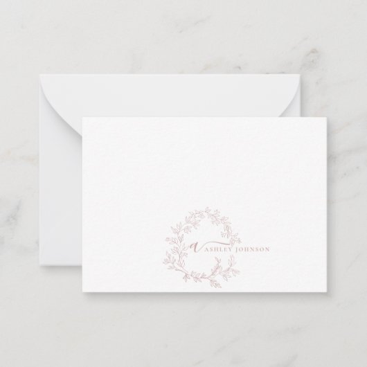 Minimalistisch Script Monogram naam Blush Dusty Pi Notitiekaartje (Voorkant)