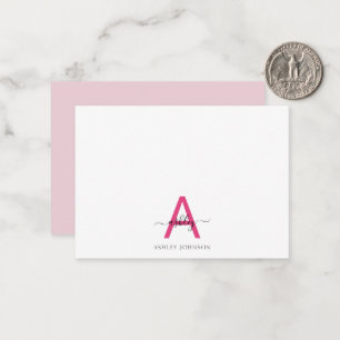 Minimalistisch Script Monogram naam Hot Pink Notitiekaartje