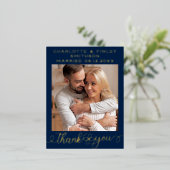 Minimalistisch script persoonlijk huwelijksbedankj folie feestdagen briefkaart (Staand Voorkant)