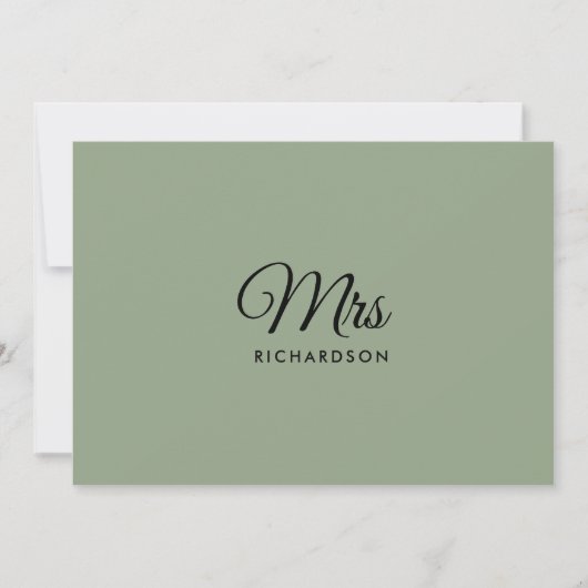 Minimalistisch Script Sage Green Mrs Surname Blank Bedankkaart (Voorkant)