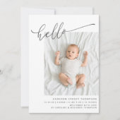 Minimalistisch Script Schattig Hallo Baby Twee Fot Aankondiging (Voorkant)