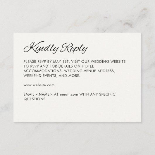 Minimalistisch Script Soft White Wedding RSVP Kaartje (Voorkant)