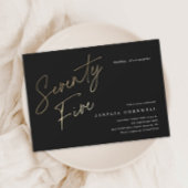 Minimalistisch script zwart en Gold 75th Birthday Uitnodiging Briefkaart