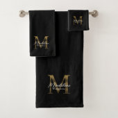 Minimalistisch Script Zwart Metallic Gold Monogram Bad Handdoek (Insitu)