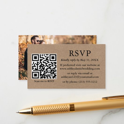 Minimalistisch Simple Photo Kraft Wedding QR RSVP Informatiekaartje (Voorkant / Achterkant in situ)