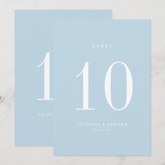 Minimalistisch Sky Blue Bruiloft Tafel Nummer Kaar Kaart (Voorkant / Achterkant)