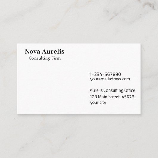 Minimalistisch typografisch Visitekaartje ontwerp (Voorkant)