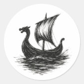 Minimalistisch Vikingschip - Inktpenseelstreek Kun Ronde Sticker (Voorkant)