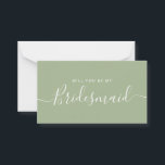 Minimalistisch voorstel van Sage Green Bridesmaid Notitiekaartje<br><div class="desc">Minimalistisch modern Sage Green Calligraphy Bridesmaid Voorstel. Bridal party voorstel card en uitnodiging. Kenmerkt trendy en stijlvolle manuscriptdoopvont en pastelgroene kleur.</div>
