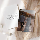 Minimalistisch wit handgeschreven script foto brui bedankkaart