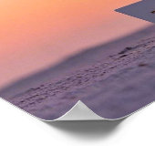 Minimalistisch wit kruis versierd met lavendel poster (Hoek)