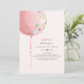 Minimalistisch Zacht Roze Ballon Baby's eerste ver Kaart (Staand voorkant)