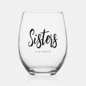 Minimalistisch 'zusters' script belettering aangep wijnglas zonder voet (Voorkant)