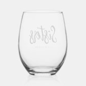Minimalistisch 'zusters' script belettering aangep wijnglas zonder voet (Achterkant)
