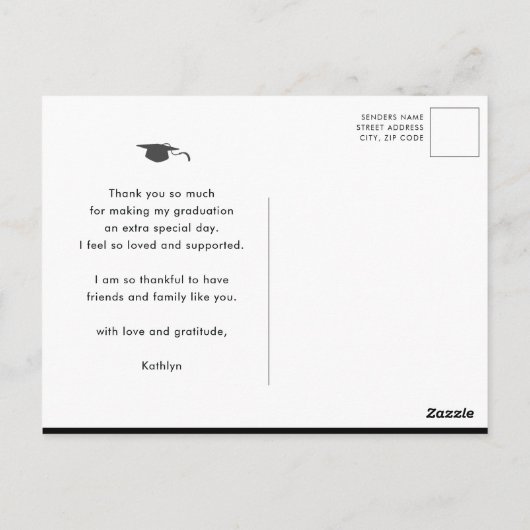 Minimalistisch zwart elegant script AFSTUDEERDER D Briefkaart (Achterkant)