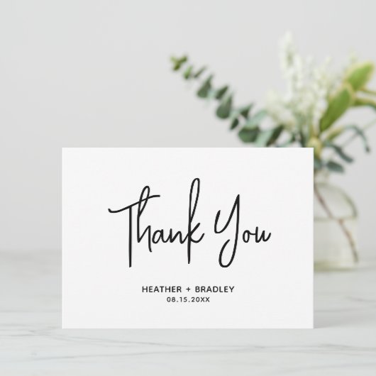Minimalistisch zwart en wit modern huwelijk bedankkaart (Staand voorkant)