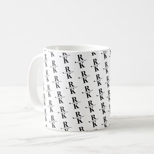 Minimalistisch zwart-wit 2-letterig monogrampatroo koffiemok (Voorkant links)