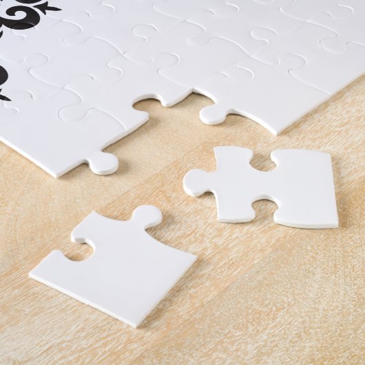 Minimalistisch zwart-wit  Damask Monogram Legpuzzel (Zijkant)