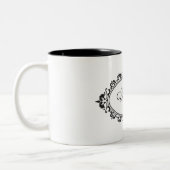 Minimalistisch zwart-wit  Damask Monogram Tweekleurige Koffiemok (Links)