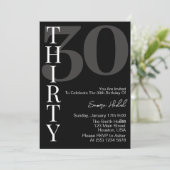 Minimalistisch Zwart Wit Dertig 30ste Verjaardagsf Kaart (Staand voorkant)
