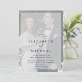 Minimalistisch zwart-wit Faux Vellum Photo Weddens Kaart (Staand voorkant)