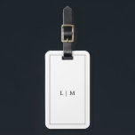 Minimalistisch zwart-wit Initiaal Eenvoudig monogr Bagagelabel<br><div class="desc">Eenvoudig bagagelabel met een modern,  maar elegant ontwerp met twee letters monogram omringd door een standaard zwart-wit rand. De achterzijde heeft uw contactinformatie. Dit stijlvolle bagagelabel is geweldig voor de minimalistische reiziger.</div>