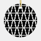 Minimalistisch zwart-wit kerstboompatroon keramisch ornament (Voorkant)