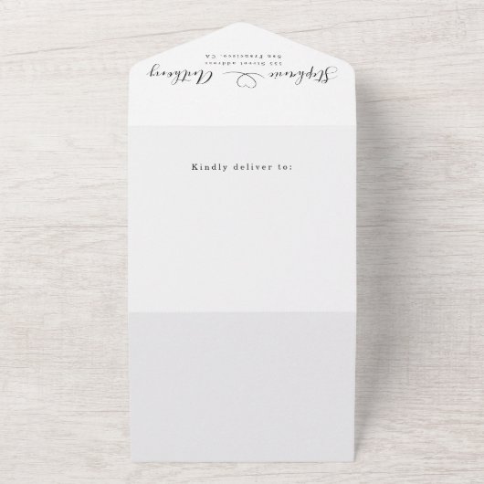 Minimalistisch zwart-wit met een harthuwelijk all in one uitnodiging (Buitenkant)