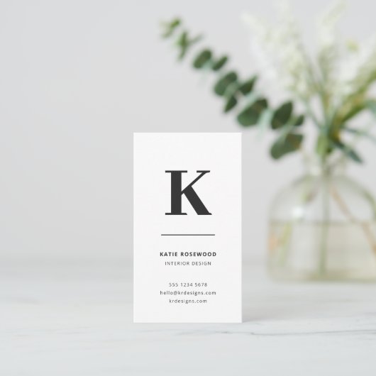Minimalistisch zwart-wit modern monogram visitekaartje (Staand voorkant)