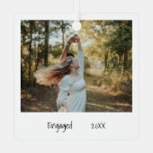 Minimalistisch zwart-wit Verloving foto ingeschake Metalen Ornament (Achterkant)