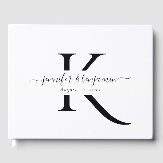 Minimalistisch zwart-witscript monogram bruiloften gastenboek (Voorkant)