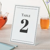 Minimalistisch zwart-wittabelnummer reclamebord met voetstuk (Insitu)