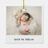 Minimalistisch zwarte witte eerste kerstfoto-Baby Keramisch Ornament (Achterkant)