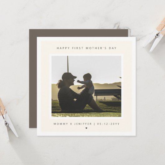 Minimalistische Aangepaste Foto Eerste Moederdag M Kaart (Voorkant / Achterkant in situ)