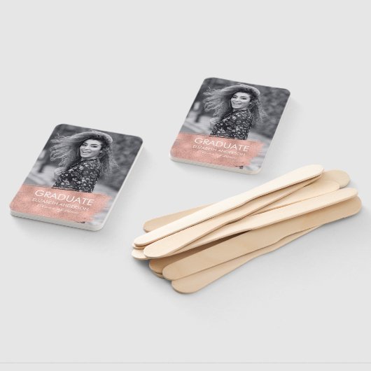 Minimalistische aankondiging van het Afstuderen va Handwaaier (Niet-gemonteerd)